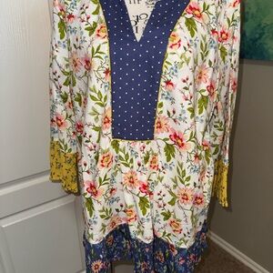 Cold water Creek Floral and Polka Dot Tunic Dress
